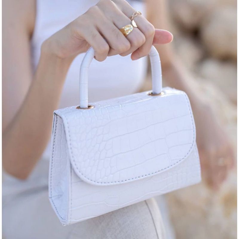 INTAN Clutch Shoulder Bag Handle Bag Wanita Tas Crossbody Wanita Sling Bag Wanita Korea Tas Elegan Wanita Tas Simple Wanita Tas Double Rantai Wanita Tas Make Up Wanita Tas Handphone Wanita Tas Hp Wanita Tas Slempang Wanita Fashion wanita