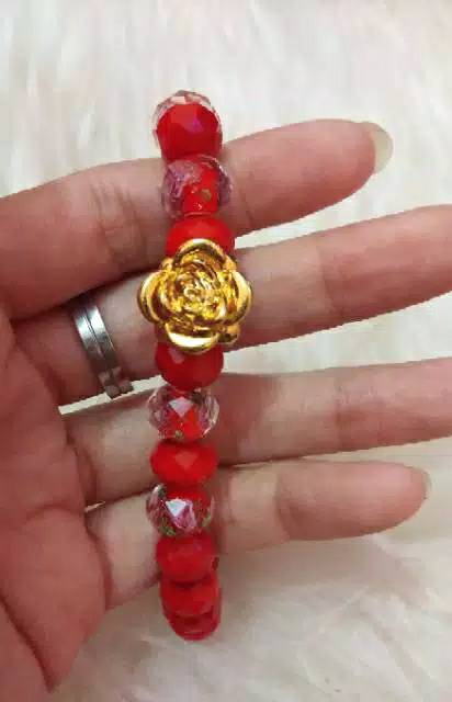 Gelang Kristal Merah Bunga Lampwork ( 4 bh )