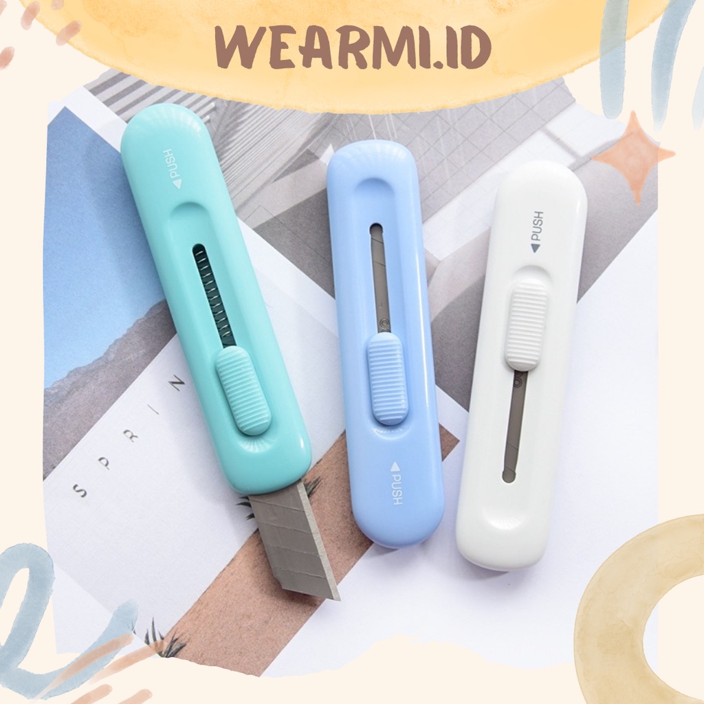 

Cutter Pisau mini Deli Capsule aPastel Aesthetic Scrapbook Jurnal Bujo DIY- o15