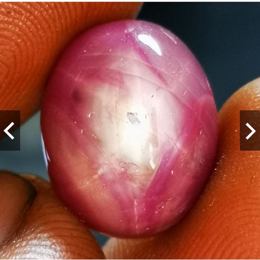 Batu permata natural ruby