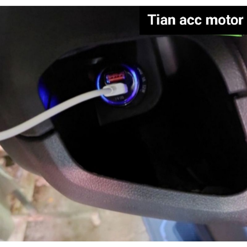 charger motor Yamaha FAZZIO charger dual USB + volt meter Yamaha FAZZIO