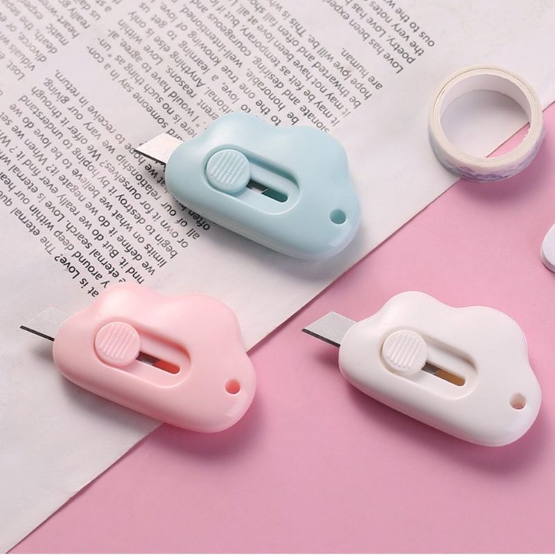 

Cutter Mini Portable Cutter Polos Travel Kit Pemotong Kertas Paper