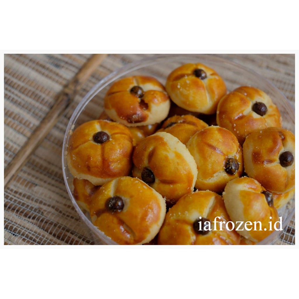 

KUE NASTAR LUMER | NASTAR KLASIK | NASTAR PREMIUM | KUE LEBARAN | SNACK | JAJANAN | NASTAR
