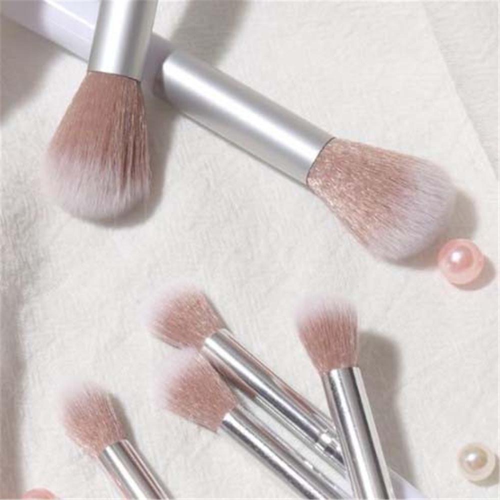 1pc Brush Makeup Untuk Contouring / Highlighting Hidung