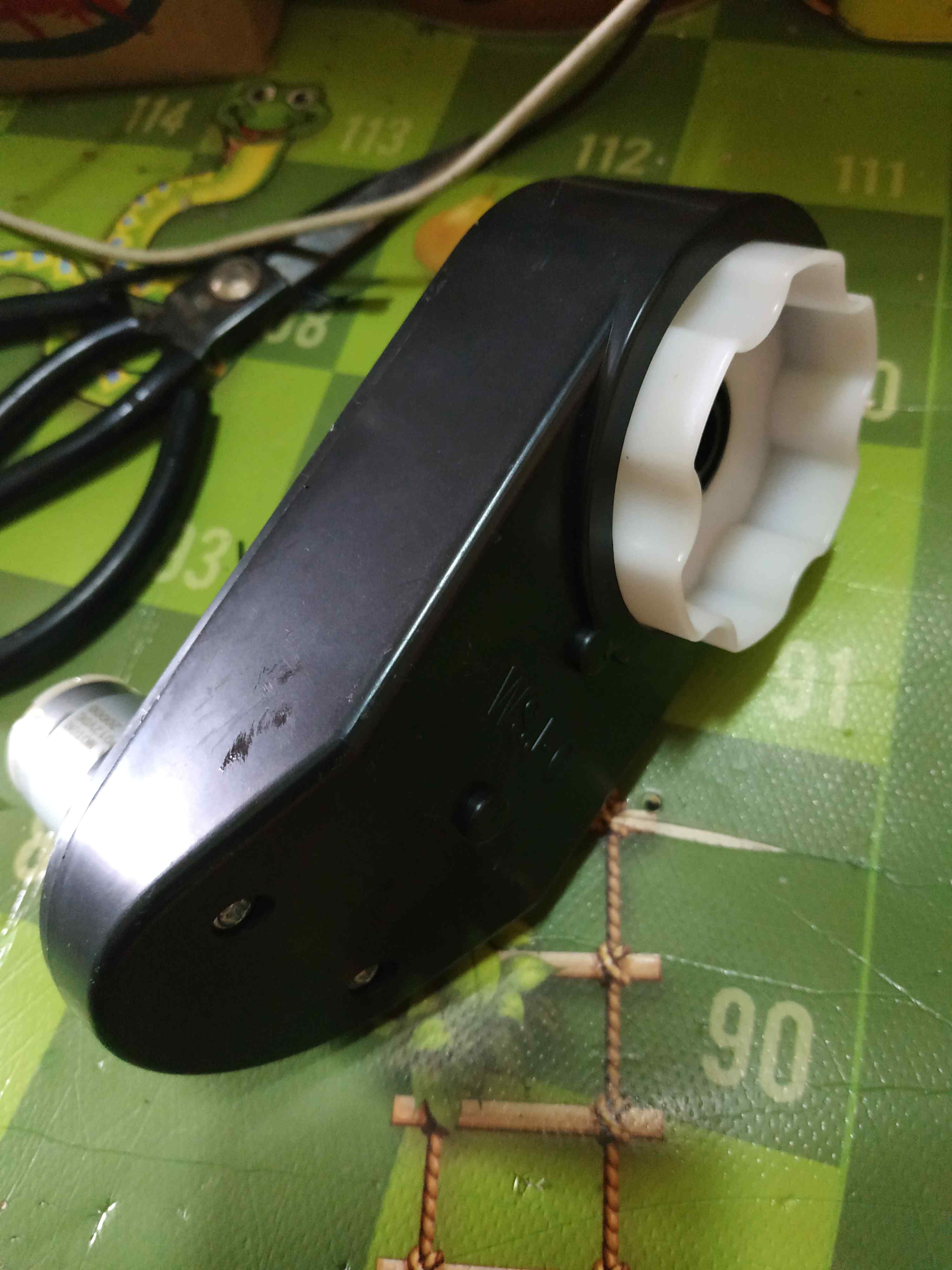 Gearbox mobil aki 390 Dinamo 12volt 6Volt Mobil aki Gearbox mobil aki 390 Dinamo 12volt 6Volt Mobil aki