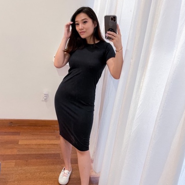 Vanesha Margaretta - Basic midi dress bodycon polos bahan kaos