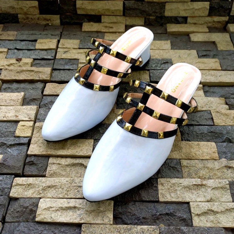 Murano Kevia White Glossy Sepatu Big Size Jumbo 41-46