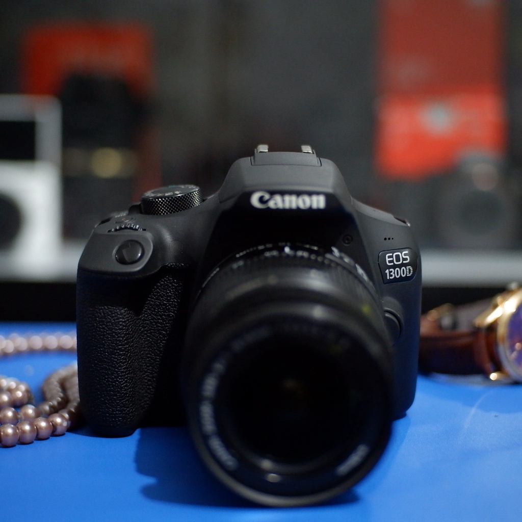 Kamera CANON 1300D Lensa 18-55mm Kamera DSLR Fullset