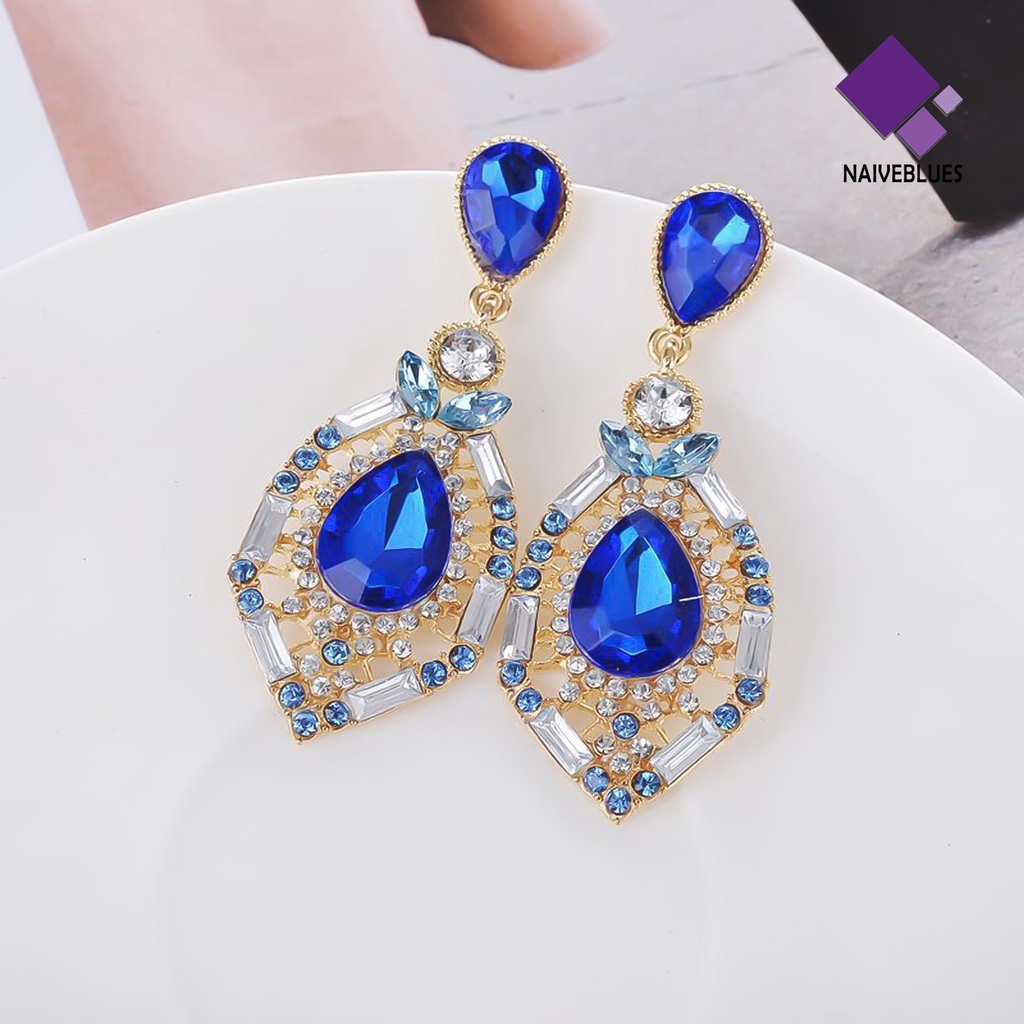 Anting Bentuk Teardrop Bahan Zinc Alloy Aksen Berlian Imitasi Untuk Wanita