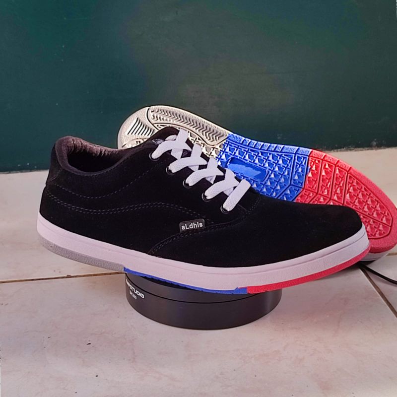 Sepatu Pria Sneakers Original Kets Casual Cowok Aldhis SW01 Hitam Black Buat Gaya dan Sekolah