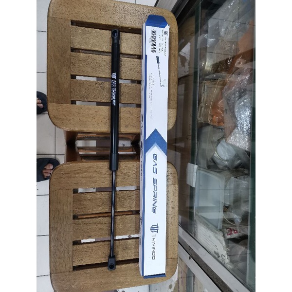 Shock bagasi chevrolet captiva