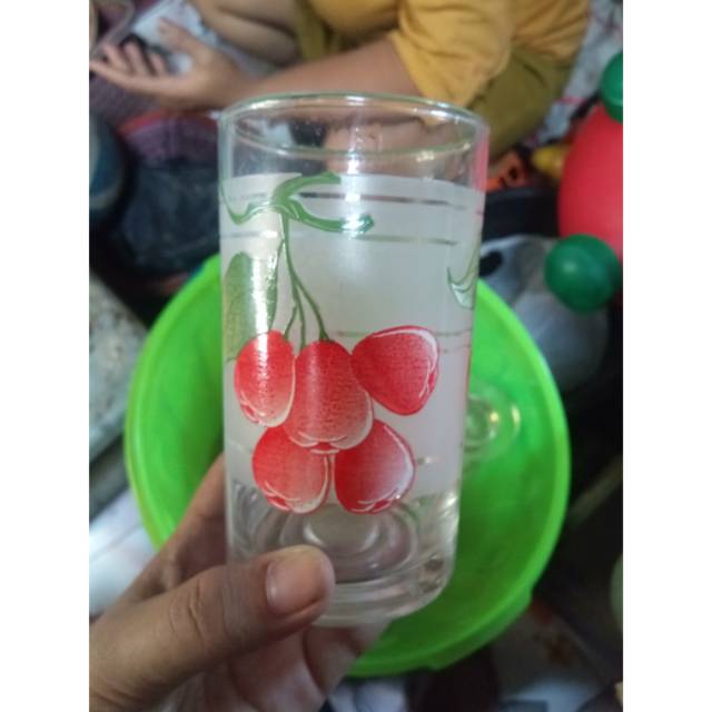 Gelas kaca banyak model