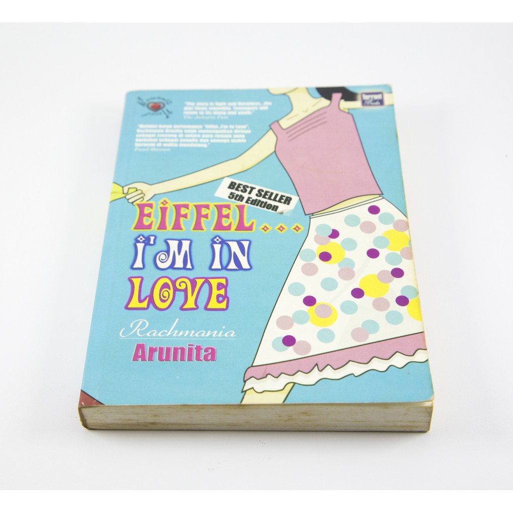 Novel Eiffel I'm In Love by Rachmania Arunita