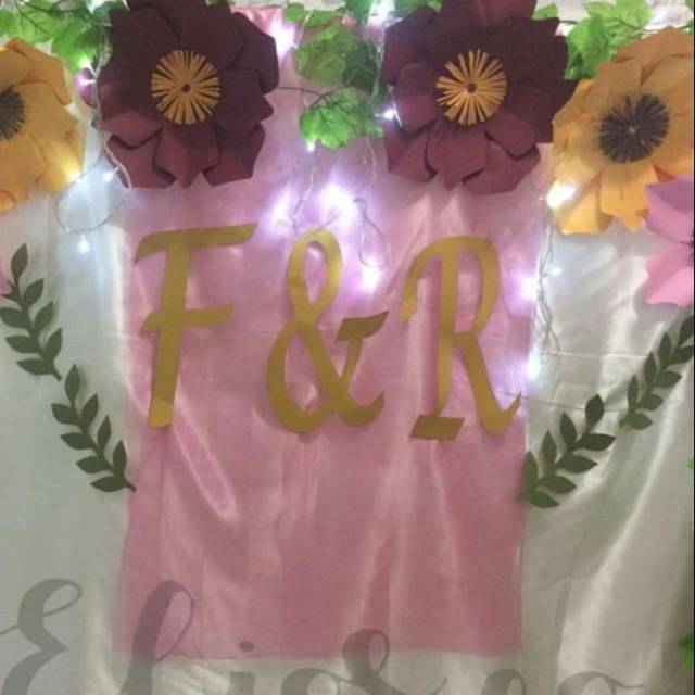 T-9 huruf inisial 31,5x19,5cm/huruf inisial backdrop/angka backdrop/huruf kertas/huruf jumbo/inisial