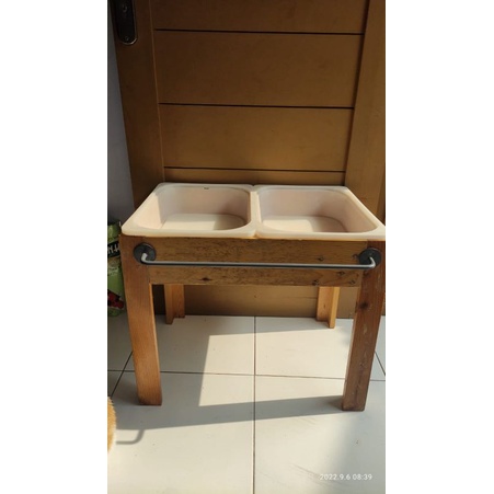 preloved sensory table