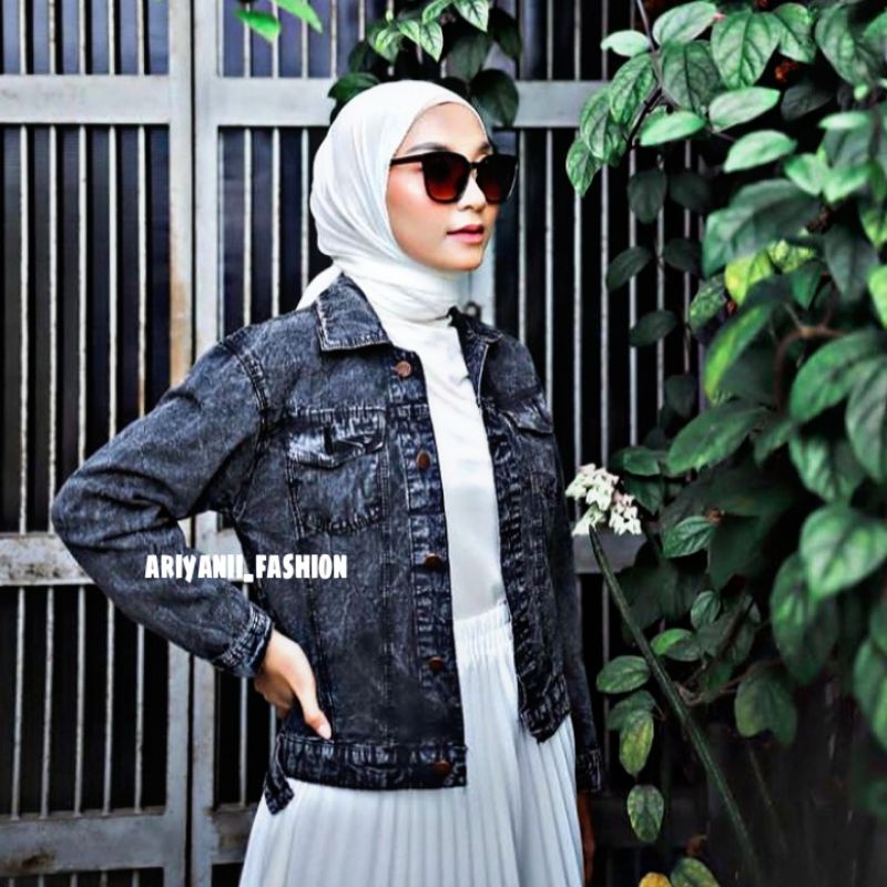 ARN - JAKET JEANS WANITA BIONDY SNOWBLACK CROP DENIM MURAH KEKINIAN Korean Style