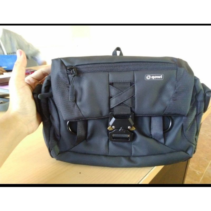 Tas QOWI COBRA Water resistance