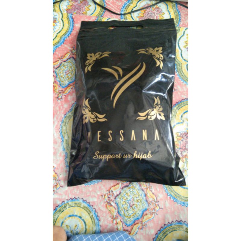yessana hijab