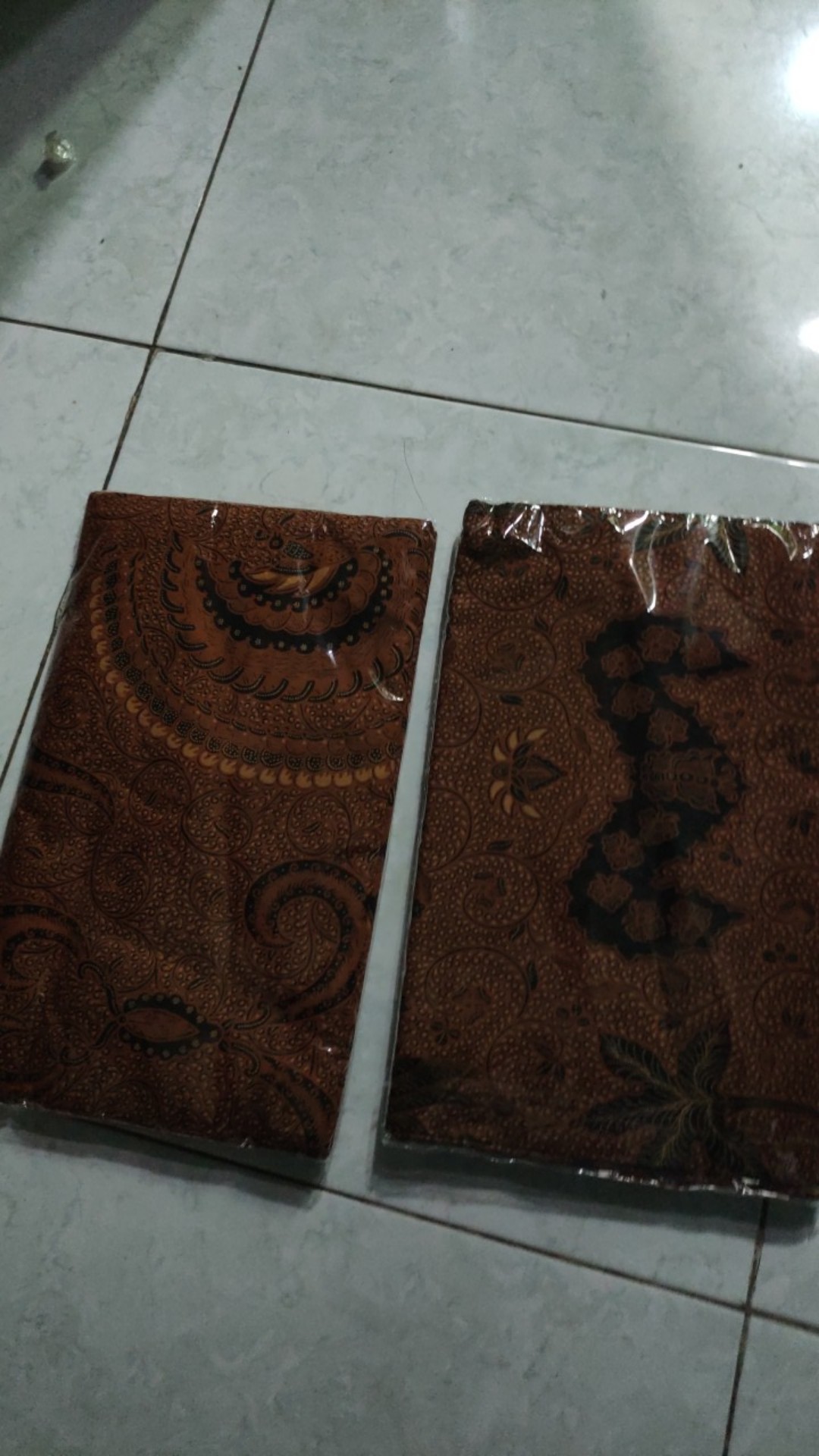 Kain Jarik Batik Solo Motif Sogan Babon Angrem