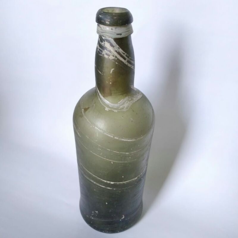 Botol Kaca Besar Kuno Tua Jadul era Hindia Belanda Temuan Sungai - BK1