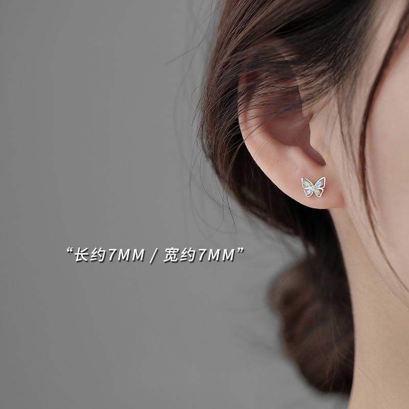 Anting Stud Desain Kupu-Kupu Bahan S925 Silver Gaya Minimalis Untuk Wanita