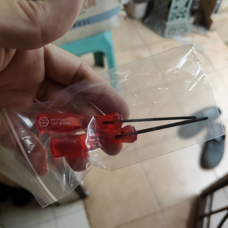 obeng gameboy triwing sepasang Y dan +