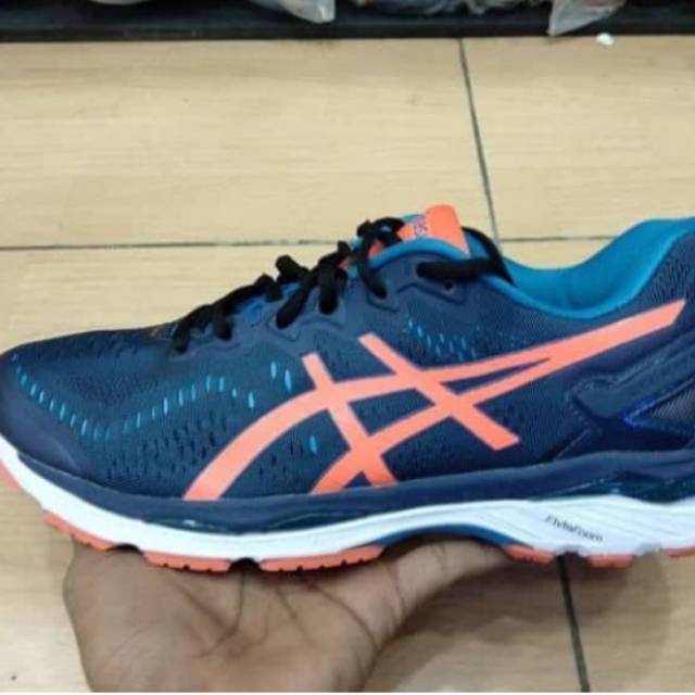 Sepatu voli asics gel kayano 23