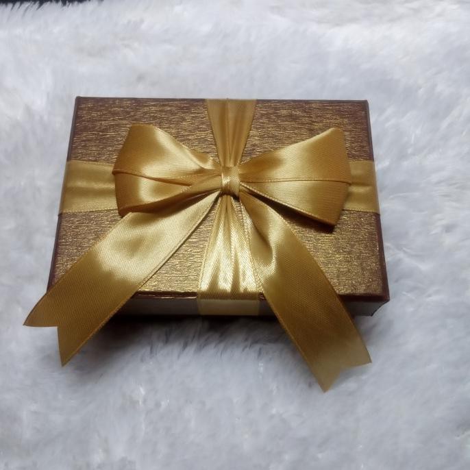

GIFT BOX KOTAK KADO KECIL 13X9X5CM/BROWN/BERPITA