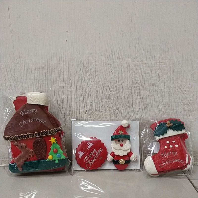 

Hiasan Kue Natal (Rumah Rusa, Santa, Kaus Kaki)