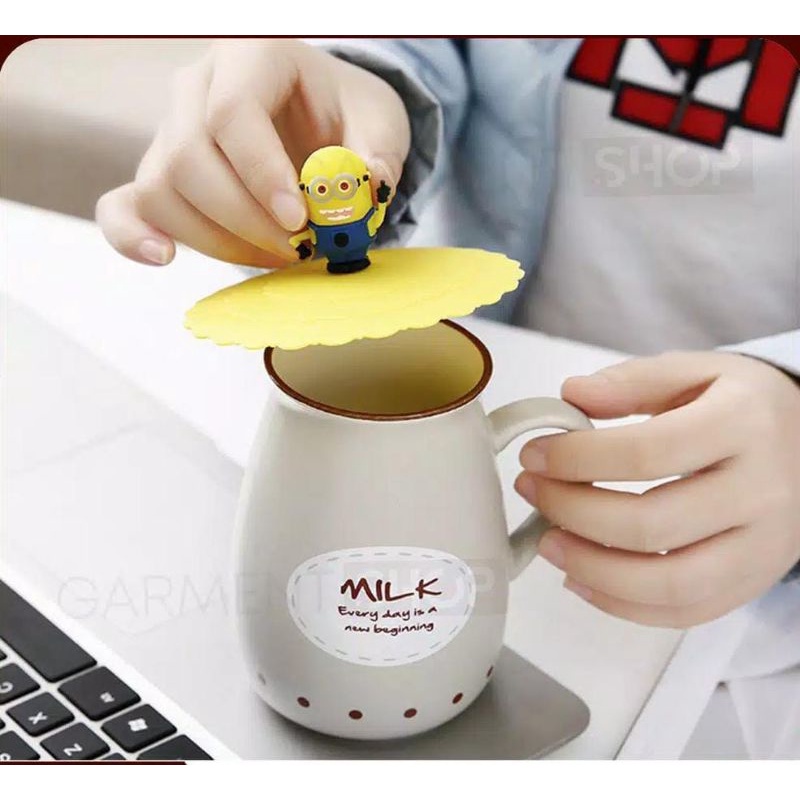 Tutup gelas silikon karakter