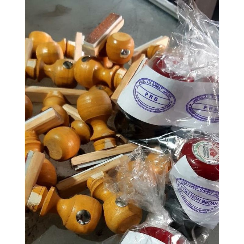

Stampel Kayu