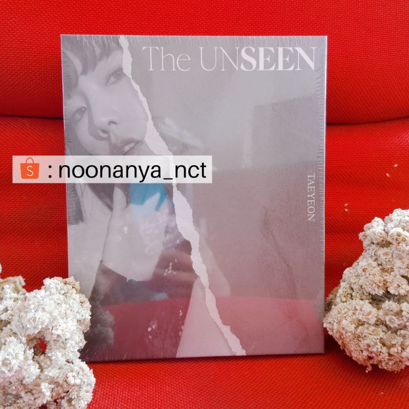 ALBUM TAEYEON THE UNSEEN CONCERT KIT VIDEO