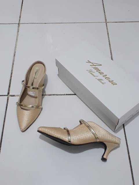 Sepatu / Heels Stripe gold bracelet women shoes - WS.01