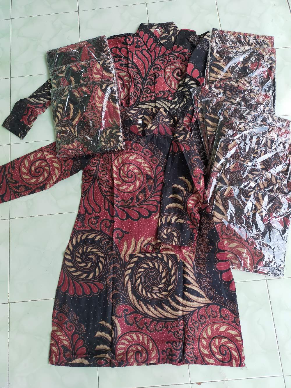 Emhabatik | Terlaris Serut Genes Jelita Tunic Navbor Yelbor Whitbor Creambor Tunik Batik Modern