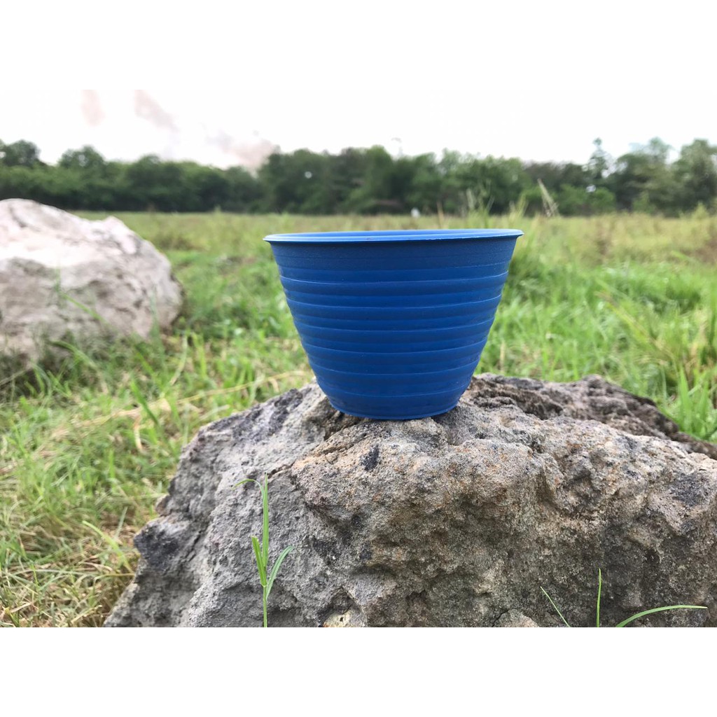 POT WARNA BIRU MDN 10 CM MOTIF TAWON - POT TAWON 10CM MDN VAS POT BUNGA TAWON BULAT  pot bunga hias