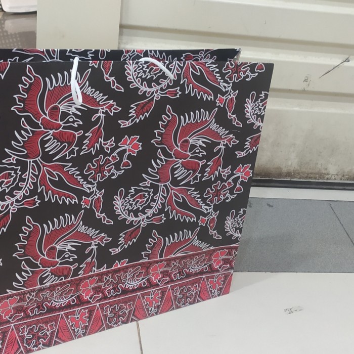

✨ BISA COD ✨ paper bag xl batik landscape isi 12 pcs terlaris dan termurah