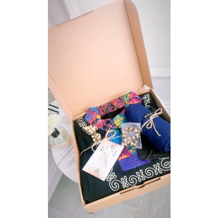 

Hampers Gamis/Tunik