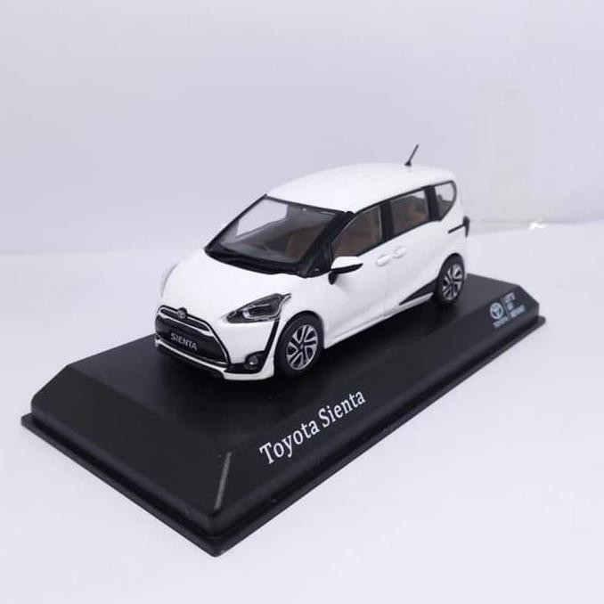 Diecast Toyota Sienta - Termurah 