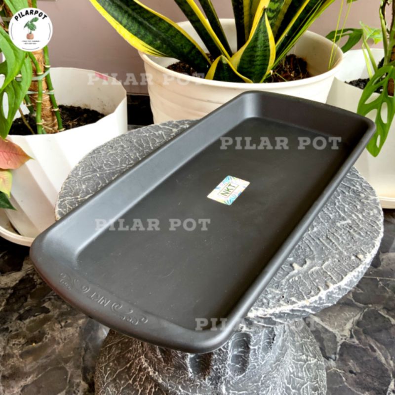 tatakan alas pot panjang tray rtg 01 hitam - NKT TRAY RTG 01 HITAM