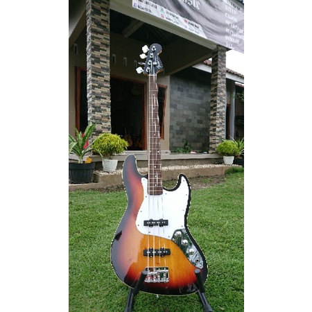Gitar Bass JAZZ BASS FENDER AERODYNE 4 STRING MURAH