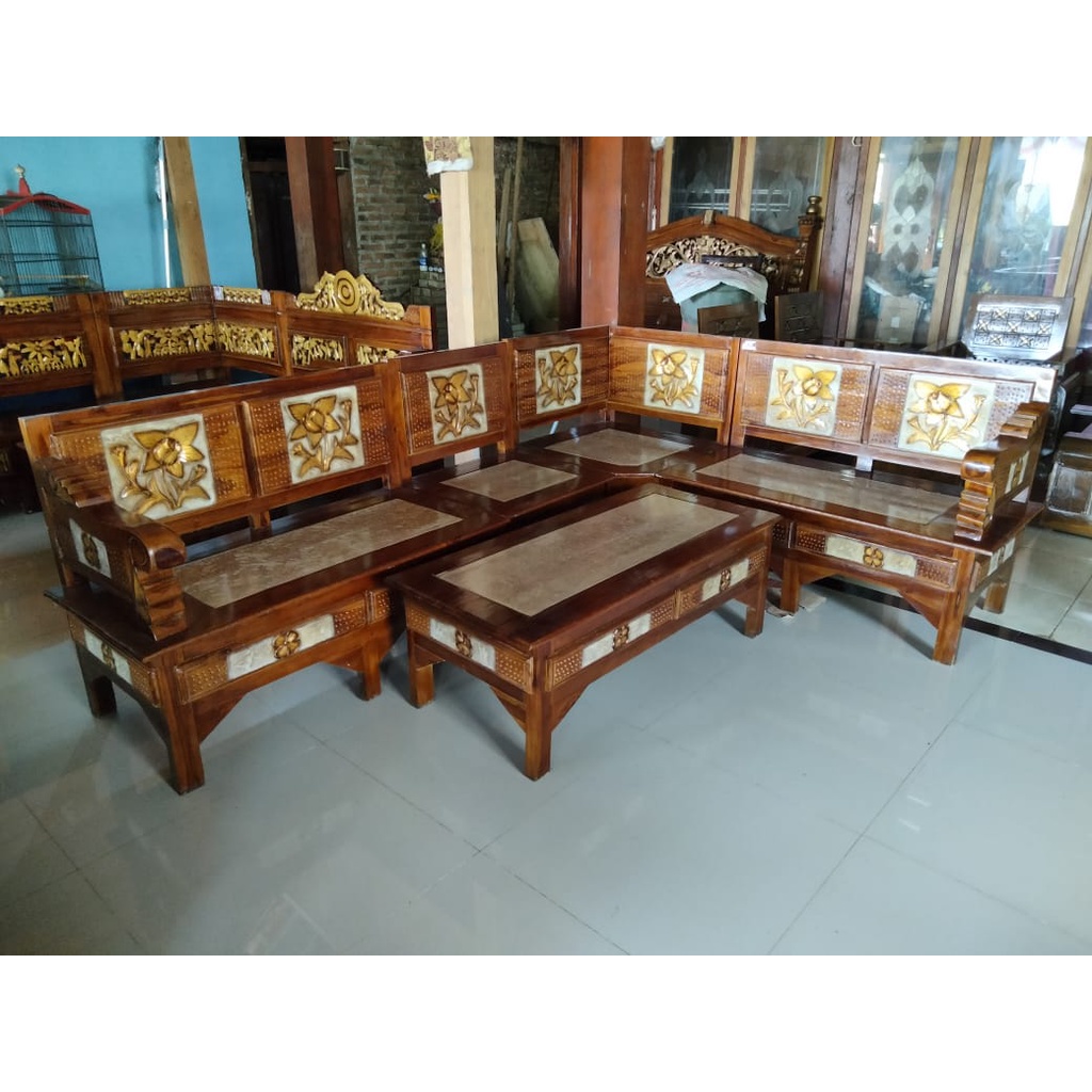 MEJA KURSI TAMU KAYU JATI MODEL SUDUT