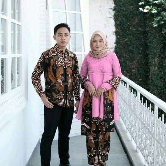 Sarimbit batik brokat