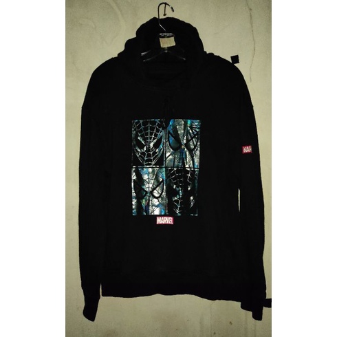 hoodie spiderman MARVEL X DESIGN UNITED