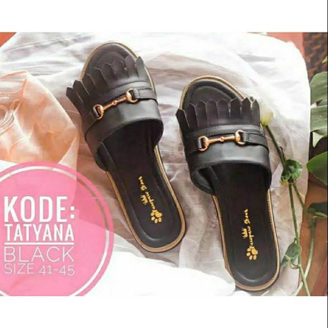Tatyana Black Shoes | Sepatu Wanita Big Size Jumbo Flat Heels Ukuran Besar 41 - 45