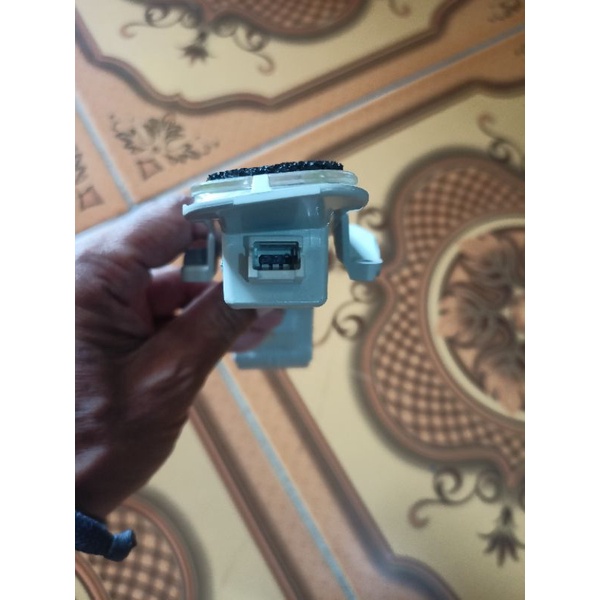 sein spion.Ertiga 2013.2014.original