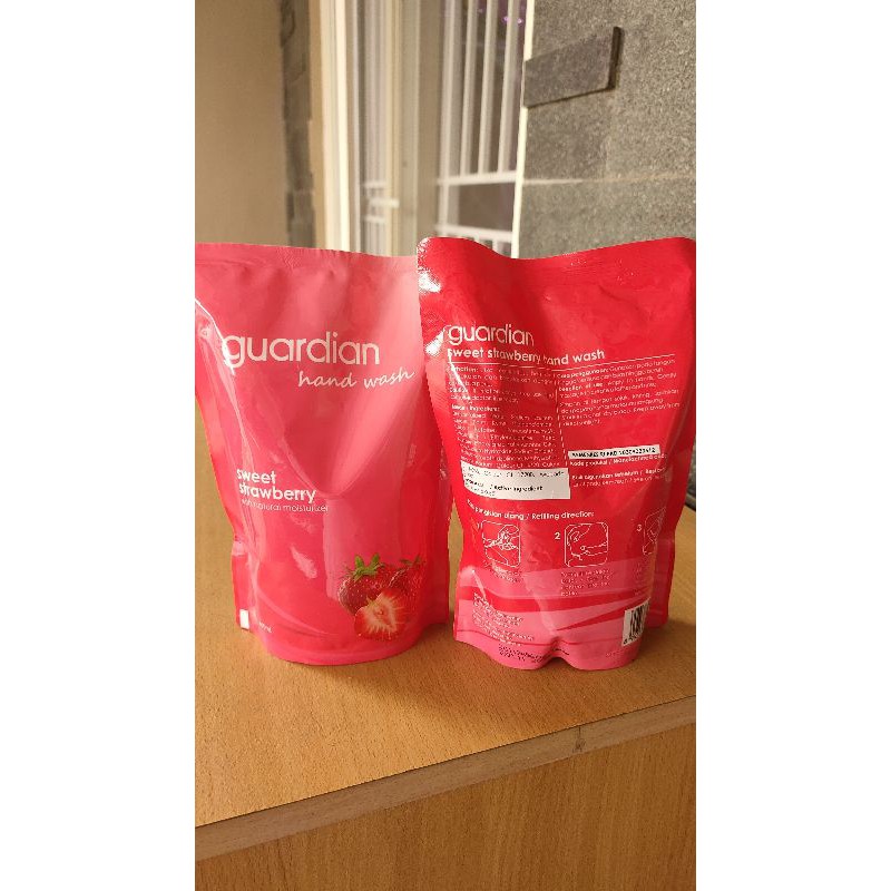 Guardian  Refill hand wash Strawberry 450ml
