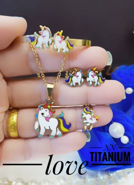 Titanium set perhiasan 3015k