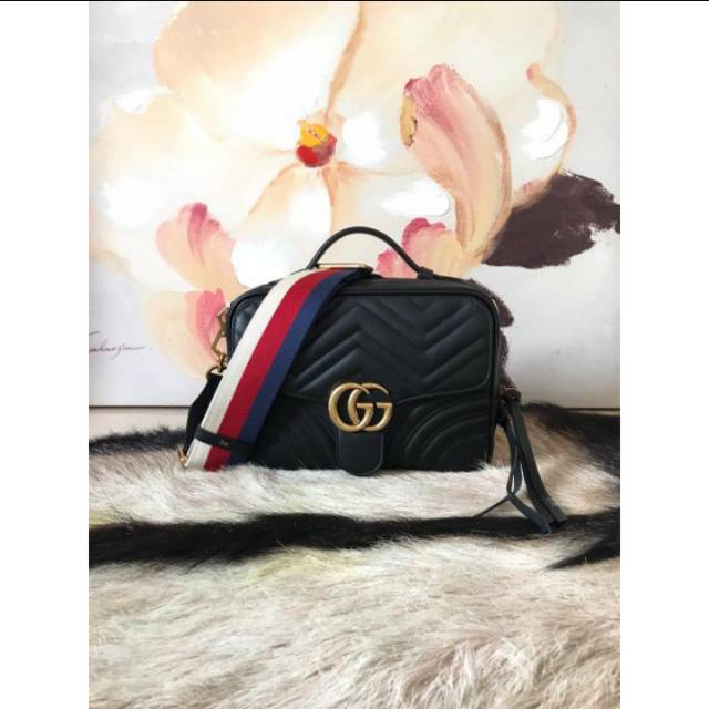 gucci bag with striped strap
