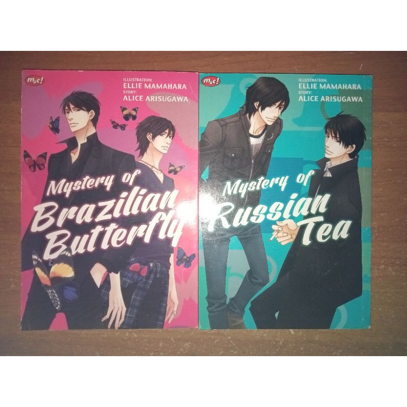 Komik Set Mystery of Russian Tea & Mystery of Brazilian Butterfly