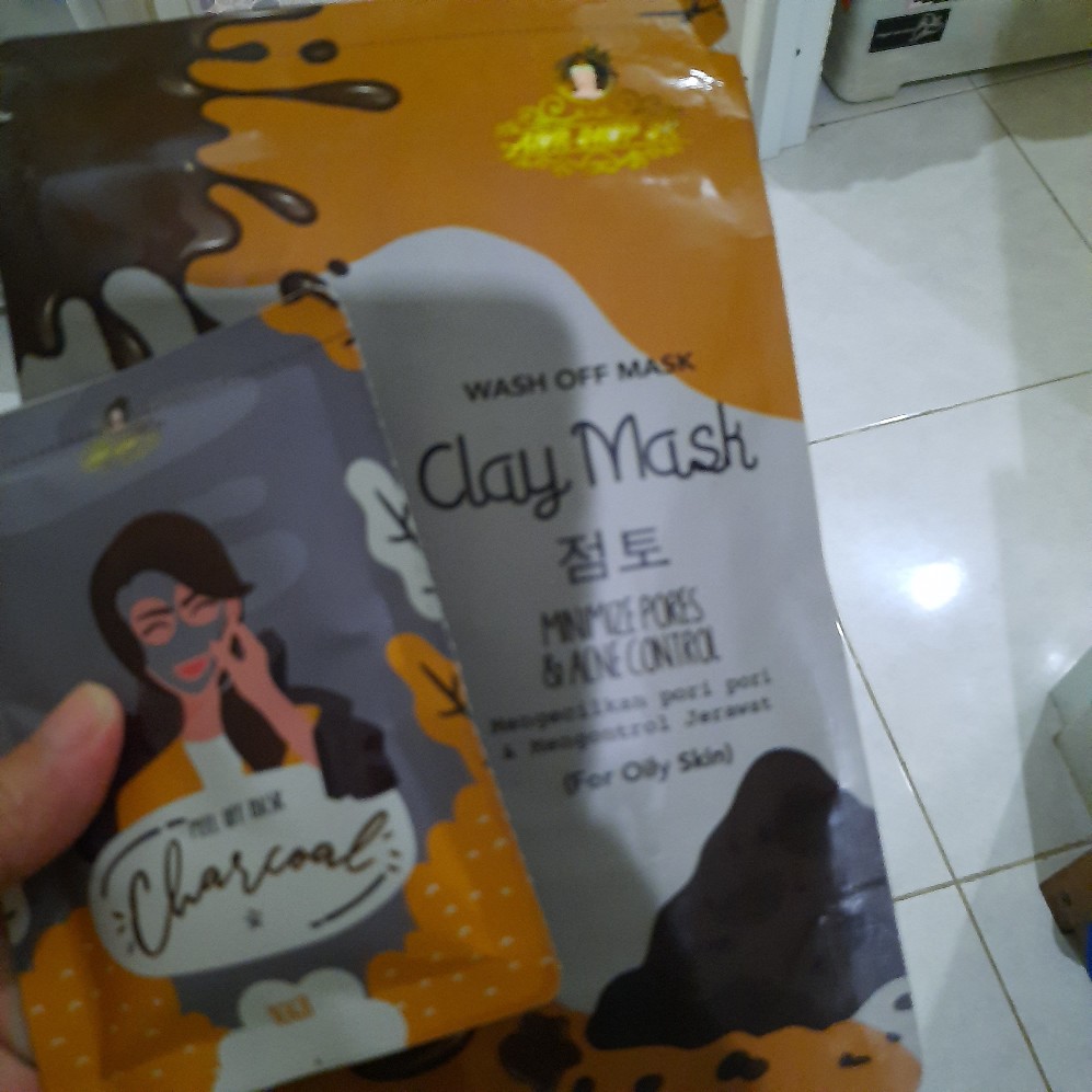 Wadah/tempat Masker